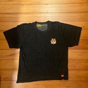Aviator Nation Special Edition embroidered Tiger Crop Tshirt. Size S.